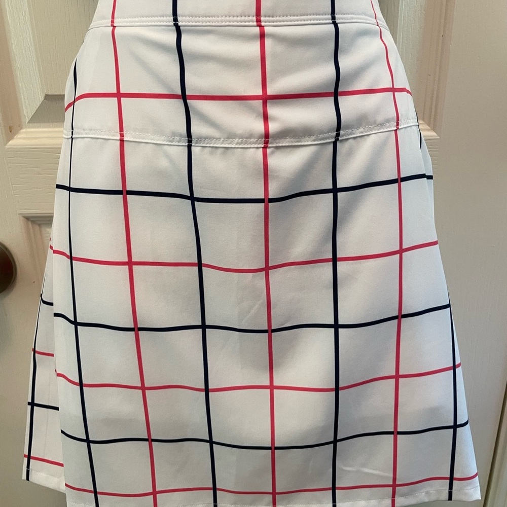 NWT Crown & Ivy Black, White and Pink Plaid Golf Skort